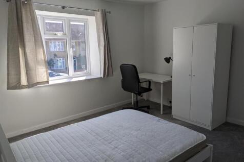 Bedroom 3.jpg