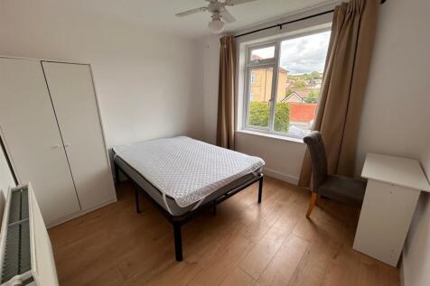 Bed1.jpg