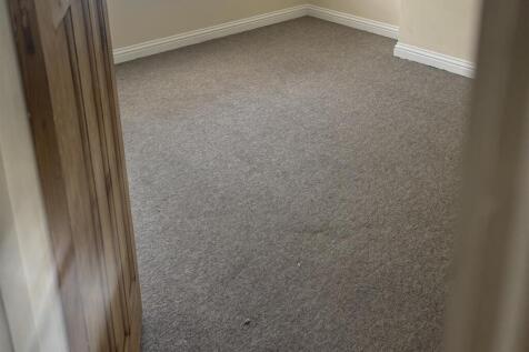 51M 13 - 2nd Bed 2.jpg
