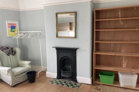Lodger room pic.jpg
