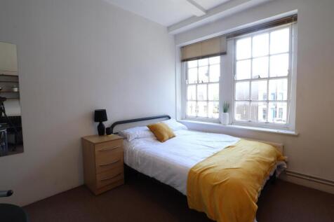 Flat 5, Room 4.jpg