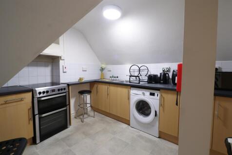 Flat Seven, Kitchen.jpg