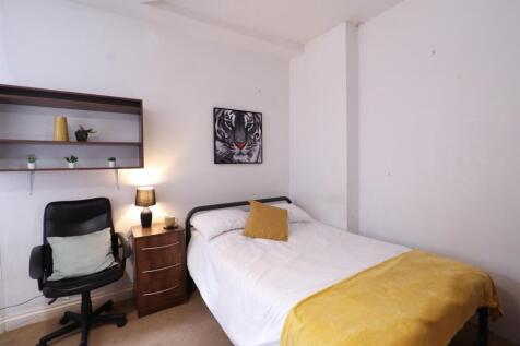 Flat 3, Room 4 (3).jpg