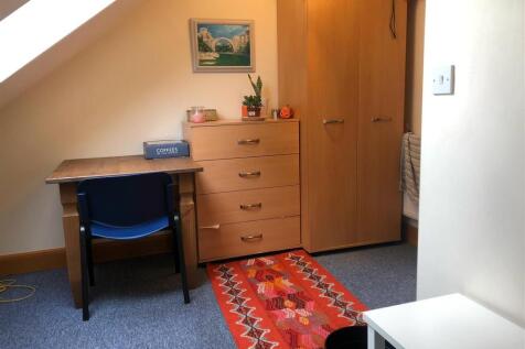 Attic Bedroom 1JBL a.jpg