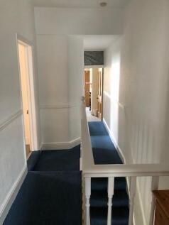 30 dongola hallway.jpg