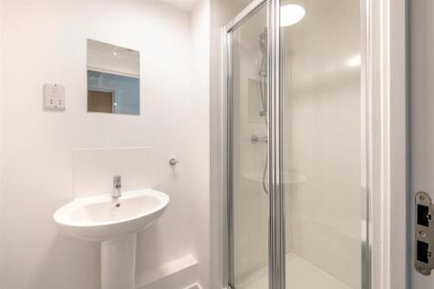 Rengen West Street Flat 1 by Pete Helme Photograph