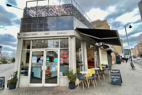 Stoke Newington High Street, N16