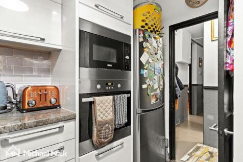 Millington House, N16
