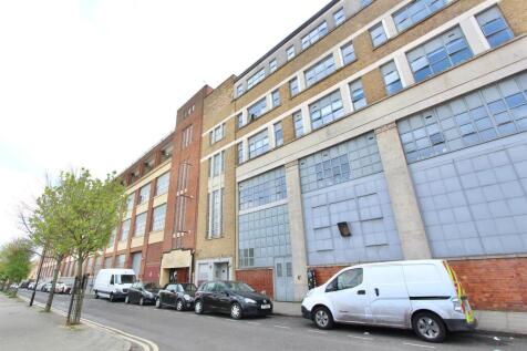 Somerford Grove, N16