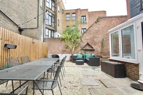 Pegasus Close, N16