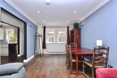 Pegasus Close, N16