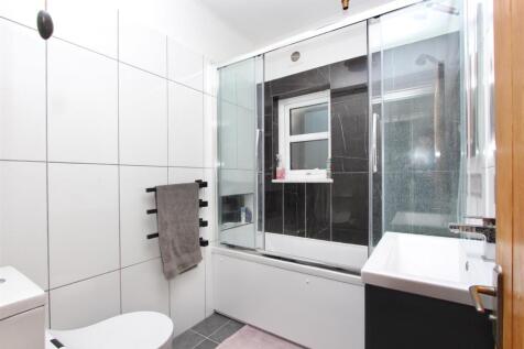 Pegasus Close, N16