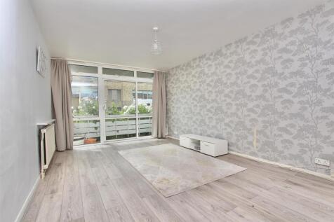Arbor Court, N16