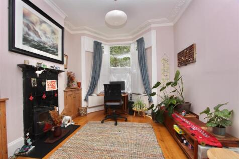 Sydner Road, N16