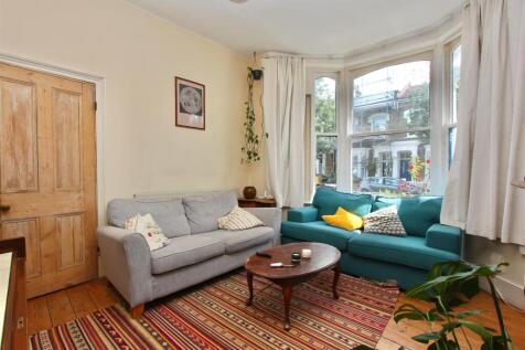 Dynevor Road, N16