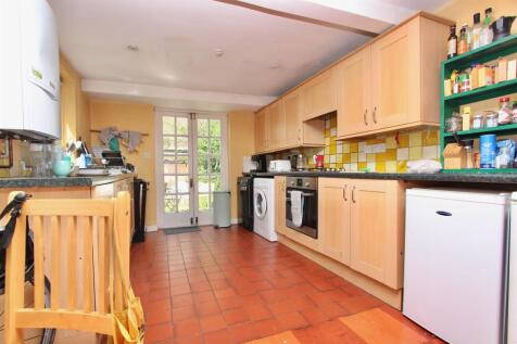 Dynevor Road, N16