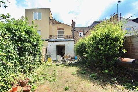 Dynevor Road, N16