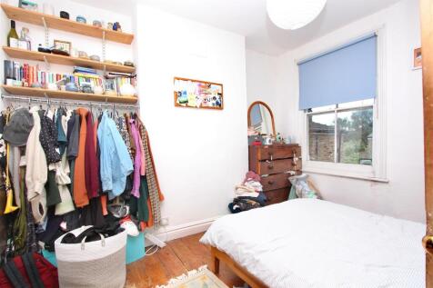 Dynevor Road, N16
