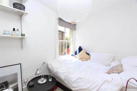 Dynevor Road, N16