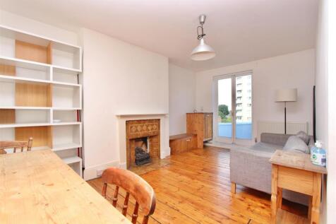 Bedford Court, N16