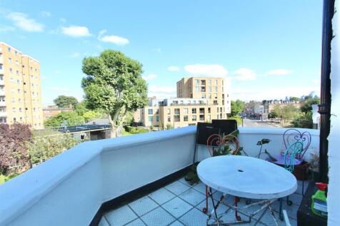 Bedford Court, N16