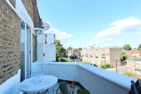 Bedford Court, N16