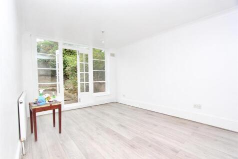 Dynevor Road, N16