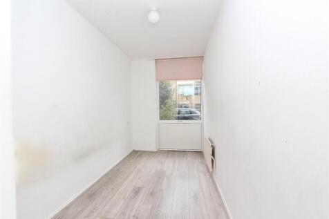 Arbor Court, N16