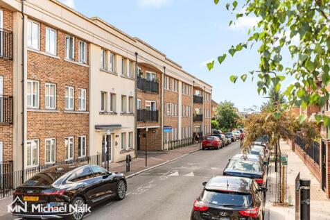 Flanders House, N16