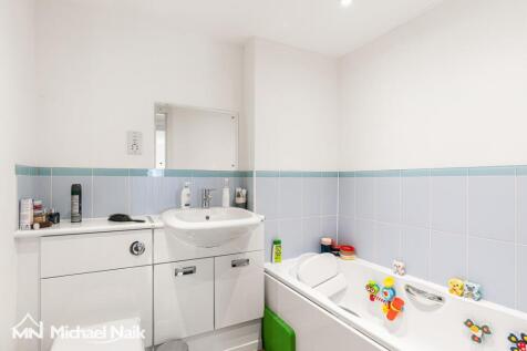 Flanders House, N16