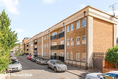 Flanders House, N16
