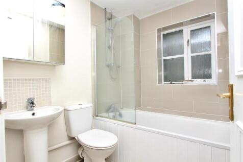 Royal Close, N16