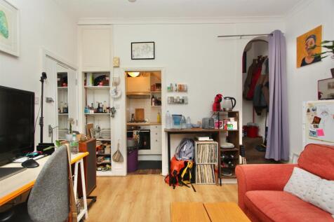 Hampden Road, N8