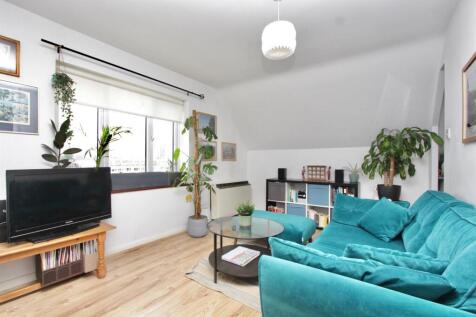 Beaminster Court, N15