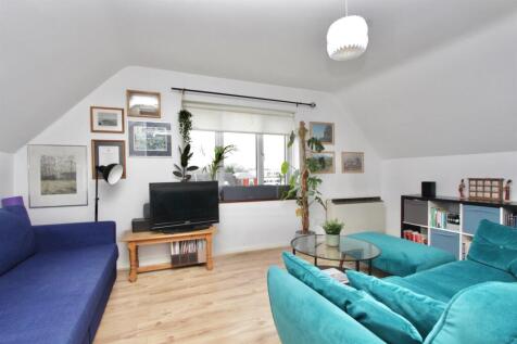 Beaminster Court, N15