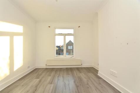 Alvington Crescent, E8