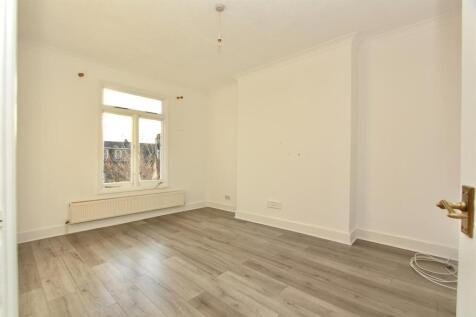 Alvington Crescent, E8