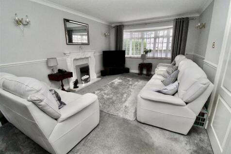 Through Lounge/Dining Room