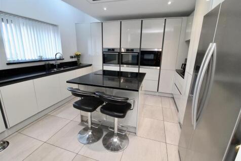 Open Plan Kitchen/Dining/Reception Room
