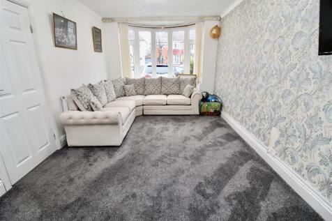 Through Lounge (Reception One)