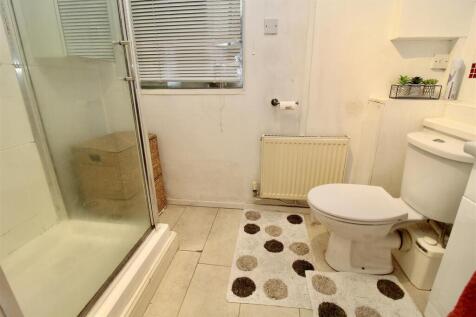 Annex Downstairs Shower Room