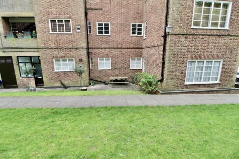 Communal Surroundings