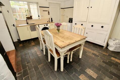 Secondary Kitchen (self contained annex)