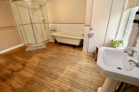 Secondary Bathroom (self contained annex)