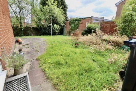 Side/Rear Garden