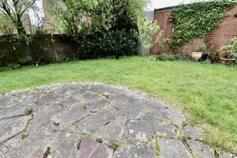 Side/Rear Garden