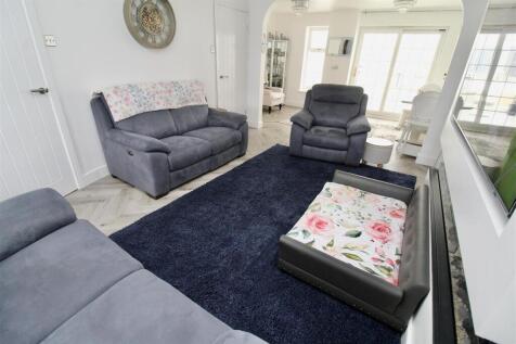 Lounge Area/Reception Room