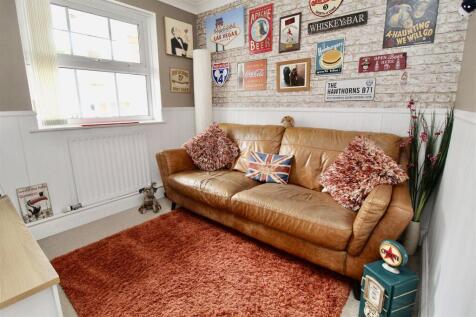 Reception/Relaxing Snug Room