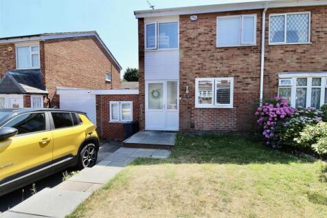 Front Garden/Driveway