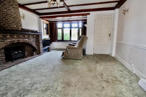 Front Lounge Area